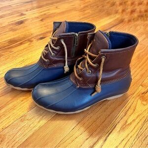 Sperry Women’s Winter Duck Boots, 8.5